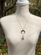 Load image into Gallery viewer, Midnight Bloom lunar D4 Y-Necklace