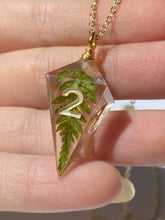 Load image into Gallery viewer, Baby Fern D4 Necklace - Blush