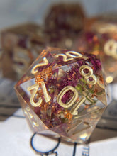 Load image into Gallery viewer, Autumn Hearts D20