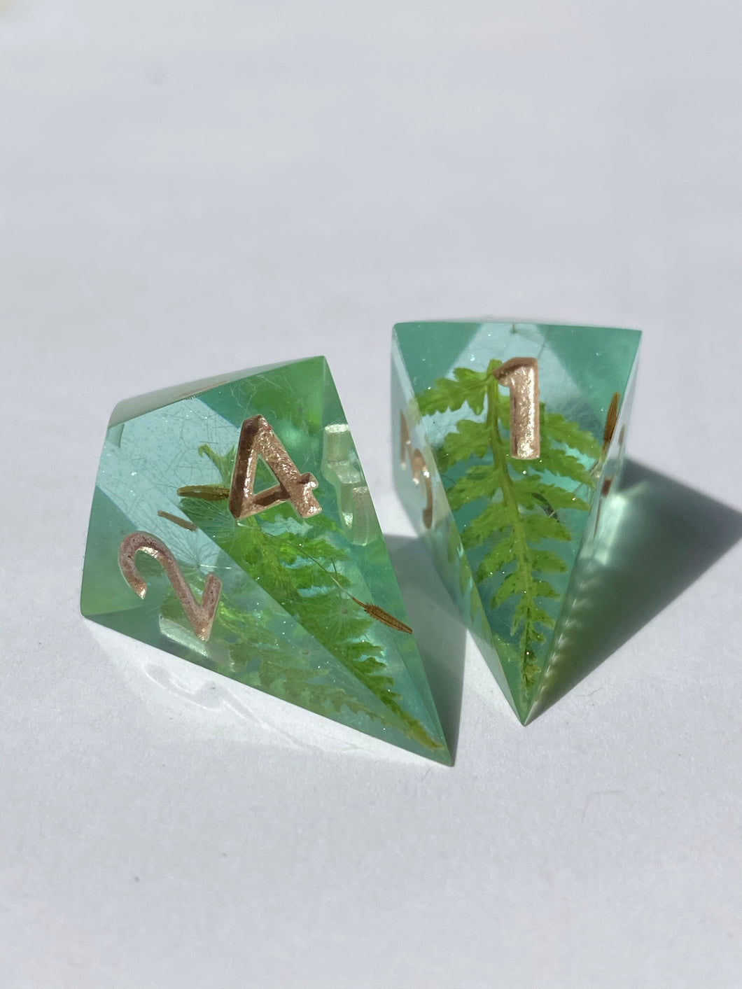 Forest Gems D4 pair - Teal